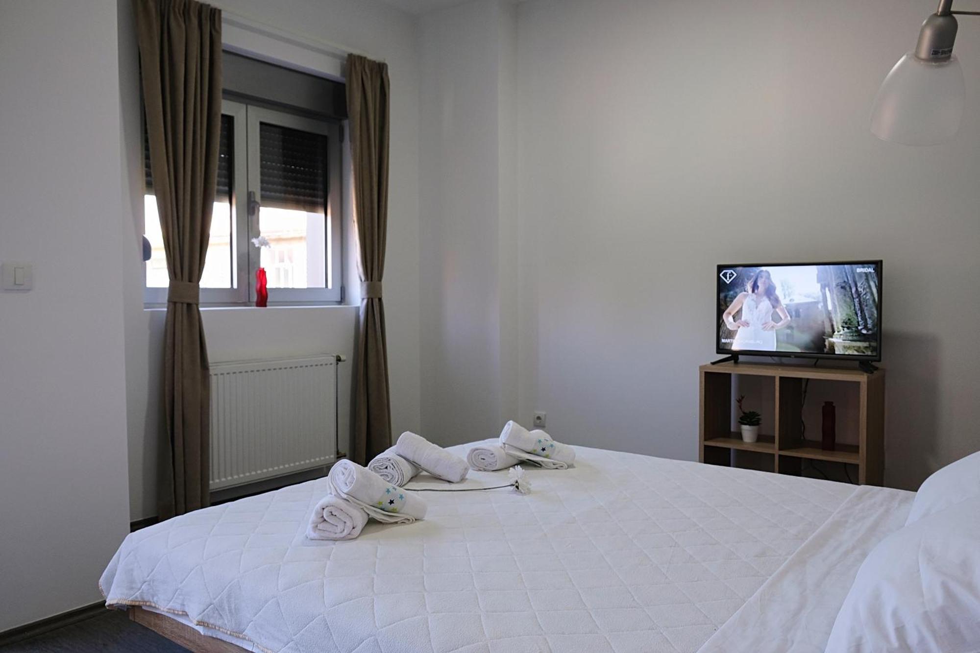 Ring Inn Apartments Obrenovac  Zimmer foto